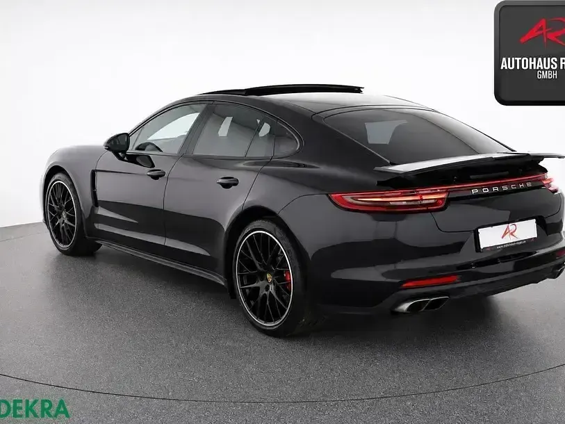 Gebraucht Porsche Panamera Turbo 549 PS (403 kW) 2017 Schwarz Kleinwagen