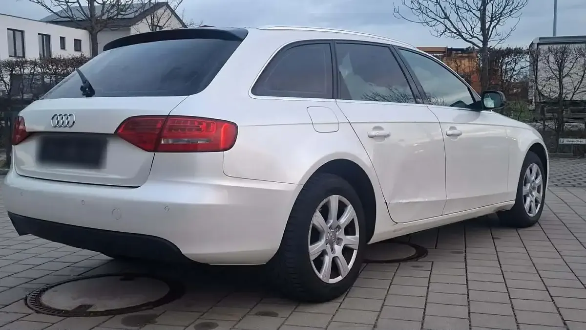 Gebraucht Audi A4 120 PS (88 kW) 2011 Kombi