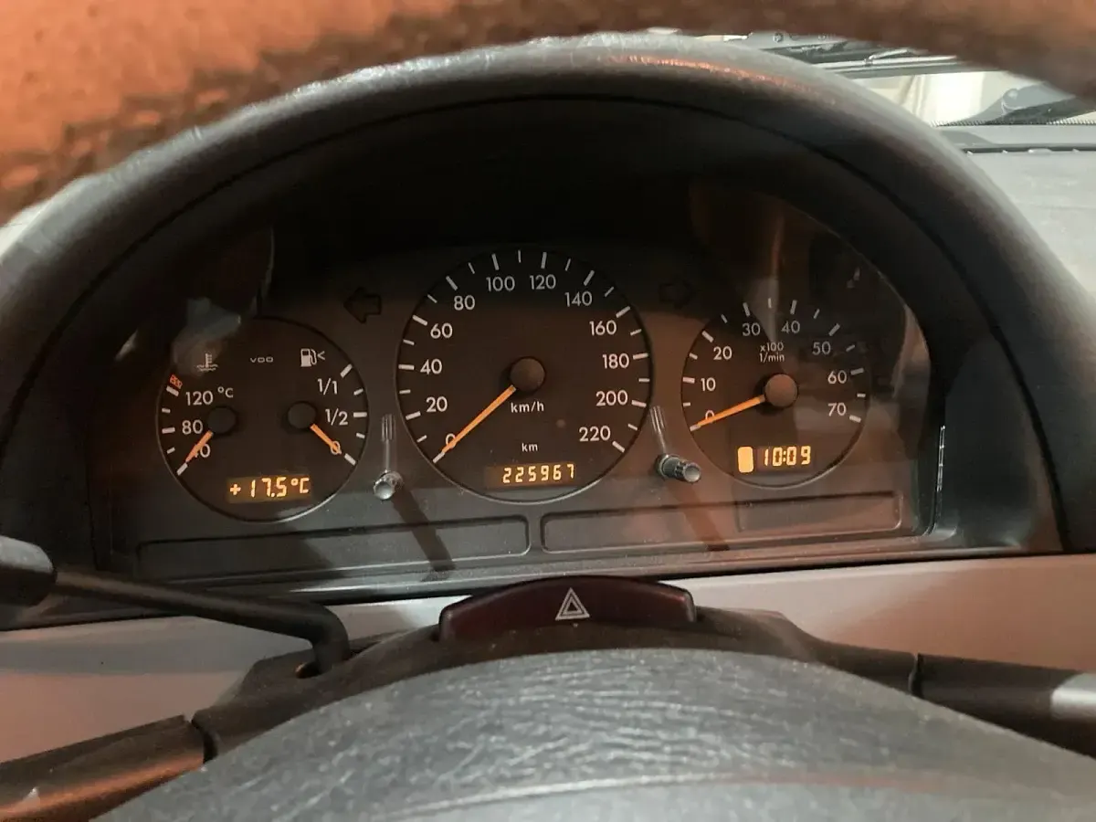Brugt Mercedes ML320 218 HK (160 kW) 2001 Sølv SUV