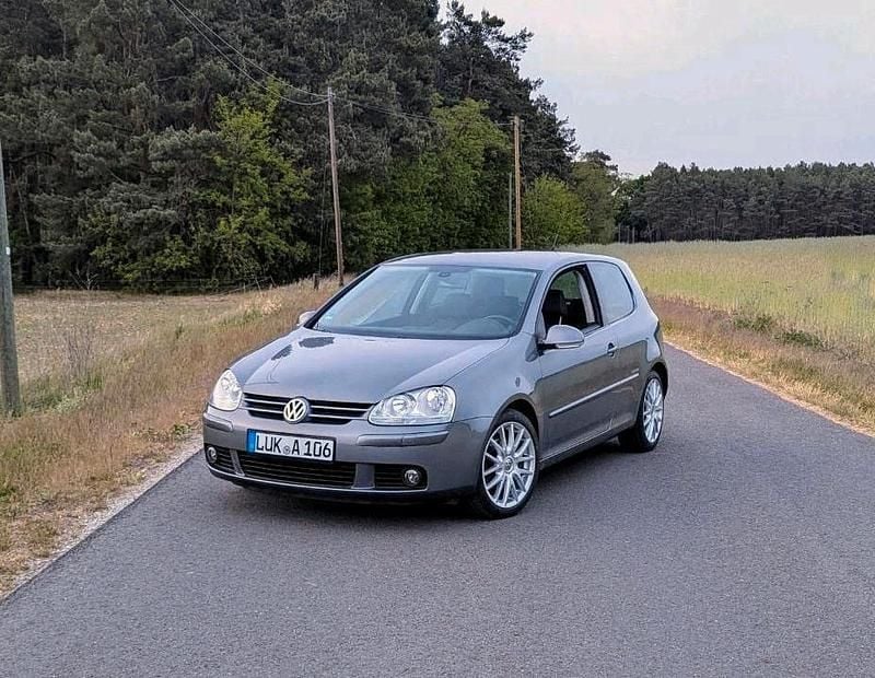 Gebraucht VW Golf V United 80 PS (58 kW) 2008 Grau Kleinwagen