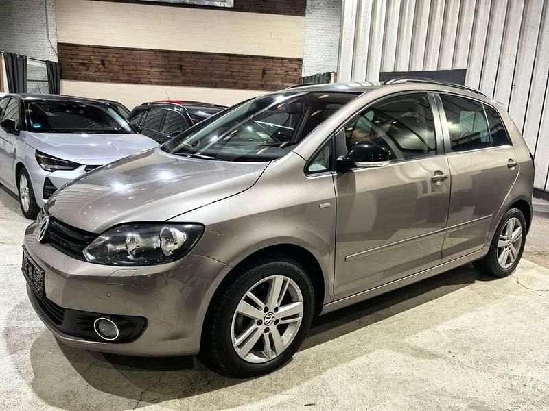 Gebraucht VW Golf Plus Cross 122 PS (89 kW) 2013 Braun Van / Kleinbus
