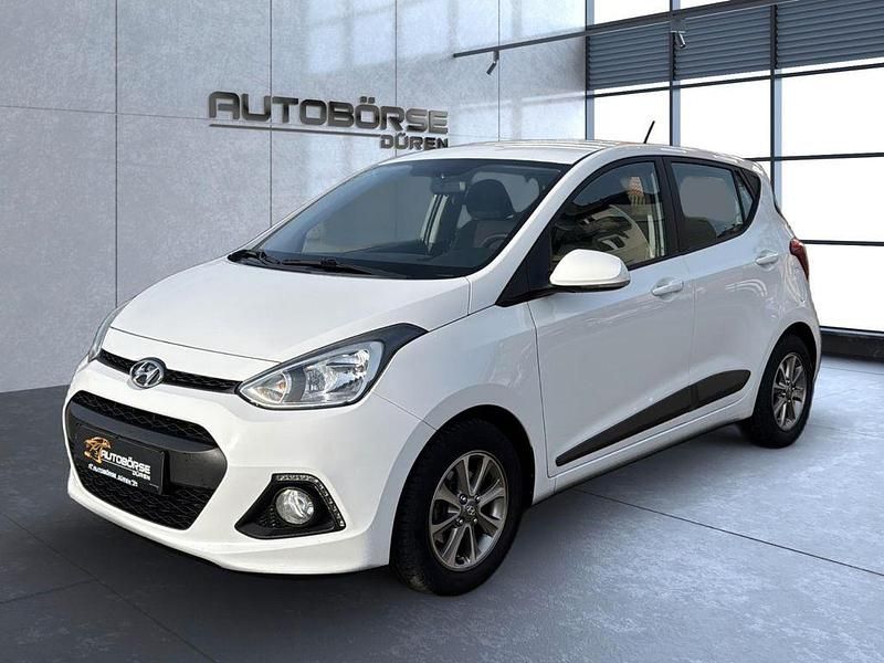 Gebraucht Hyundai i10 Style 67 PS (49 kW) 2016 Weiß Kleinwagen