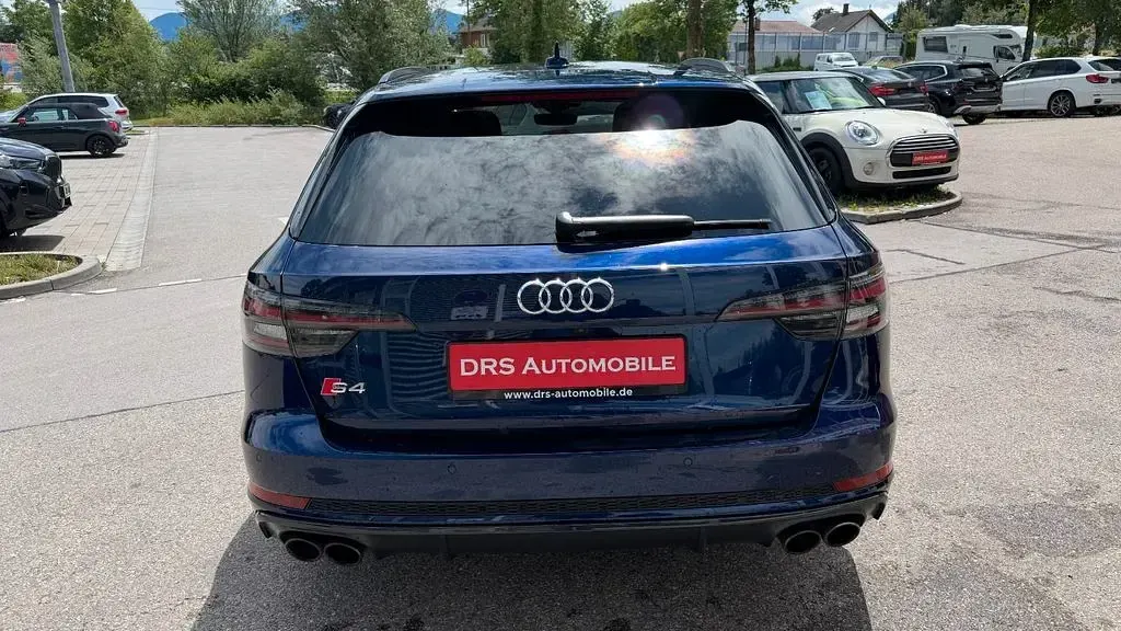 Gebraucht Audi S4 Sport 354 PS (260 kW) 2017 Navarrablau Kombi