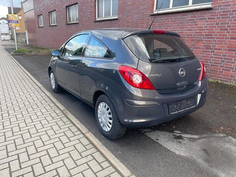 Gebraucht Opel Corsa 69 PS (50 kW) 2013 Grau Kleinwagen