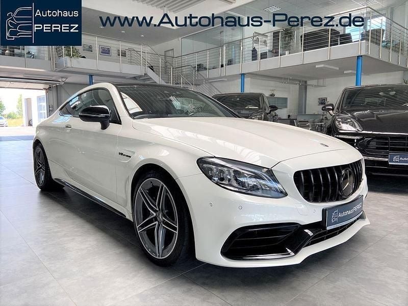 Weiß Gebraucht 2019 Mercedes C63 AMG AMG Coupé | 60.689 € (Guter Preis) - Bild 1/4