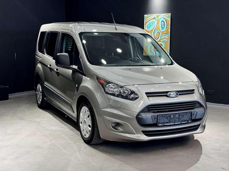 Gebraucht Ford Tourneo Connect Trend 101 PS (74 kW) 2016 Perlsilber (metallic) Van / Kleinbus
