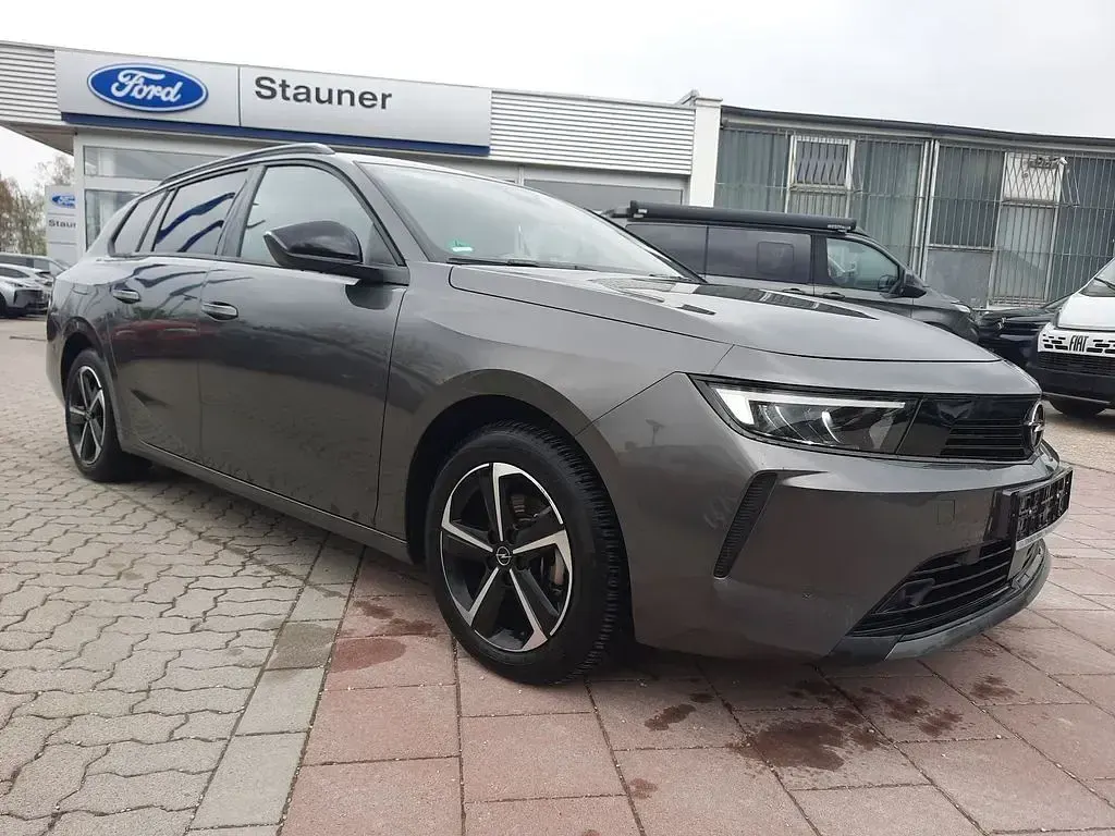 Gebraucht Opel Astra Edition 110 PS (80 kW) 2024 Grau Kombi