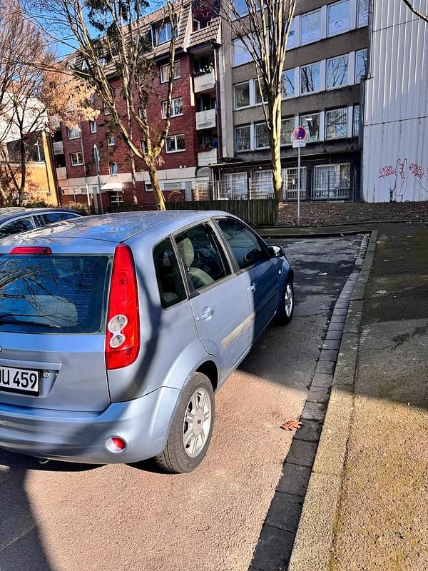 Gebraucht Ford Fiesta 80 PS (58 kW) 2006 Kleinwagen