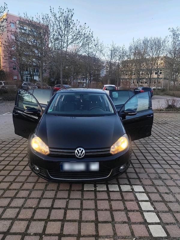 Gebraucht VW Golf VI Trendline 86 PS (63 kW) 2011 Schwarz Kleinwagen