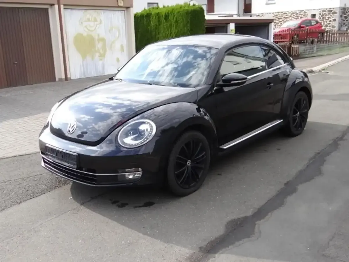 Gebraucht VW Beetle 160 PS (117 kW) 2013 Schwarz Kleinwagen