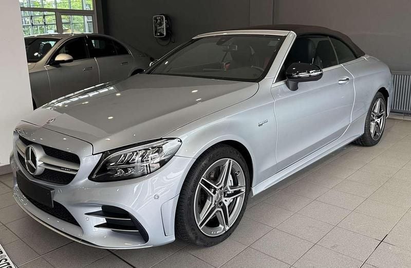 Grau Gebraucht 2023 Mercedes C43 AMG AMG Cabrio | 55.000 € (Guter Preis) - Bild 1/4