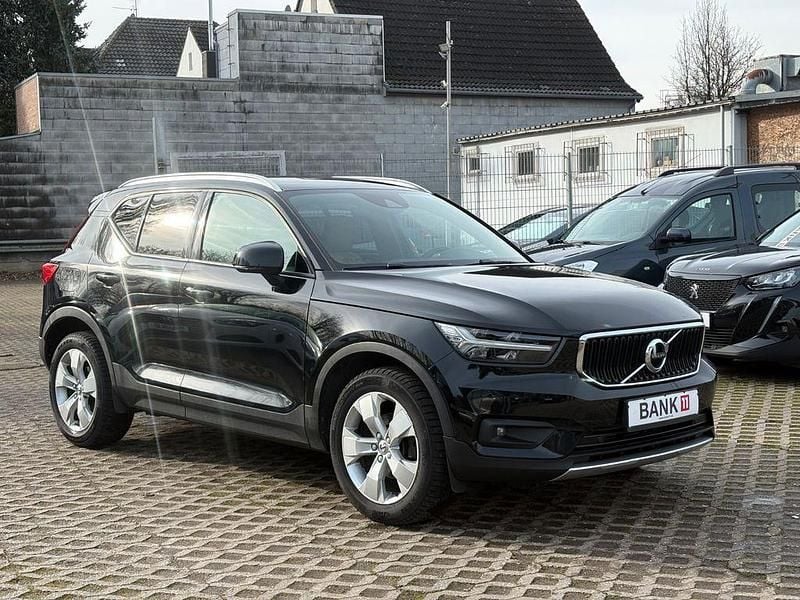 Gebraucht Volvo XC40 163 PS (119 kW) 2020 Black solid "stone" / solid SUV