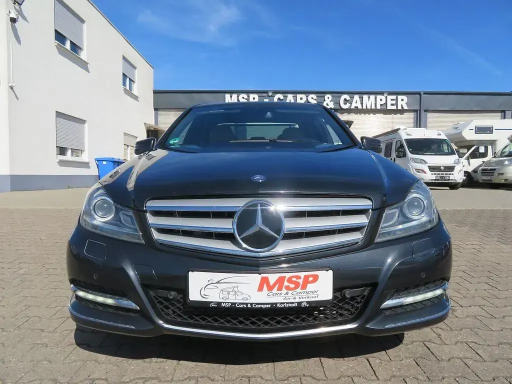 Gebraucht Mercedes C300 Avantgarde 231 PS (169 kW) 2011 Schwarz Limousine
