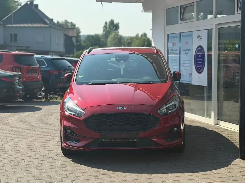 Gebraucht Ford S-MAX ST-Line 190 PS (139 kW) 2023 Rot Van / Kleinbus