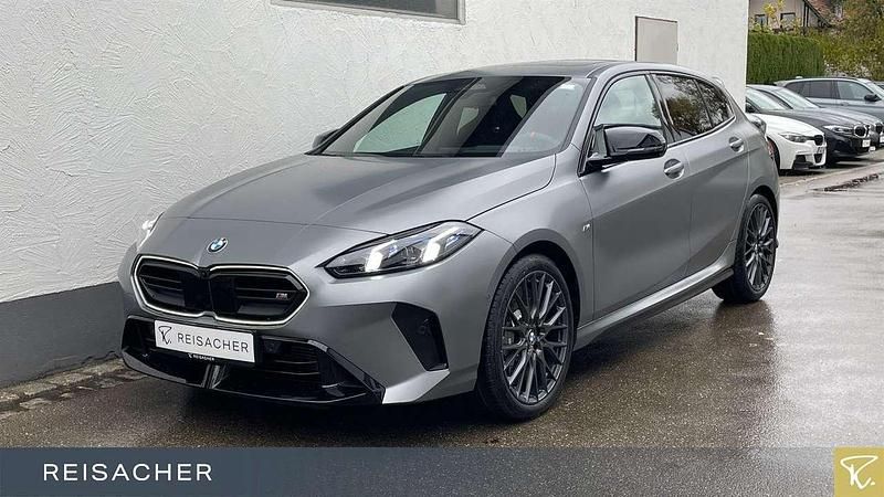 Neu BMW 135 300 PS (220 kW) 2025 Bmw individual frozen pure gre Kleinwagen