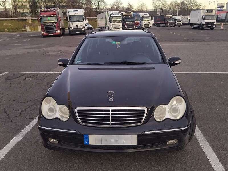 Gebraucht 2007 Mercedes C180 Avantgarde Kombi | 3.100 € - Bild 1/4
