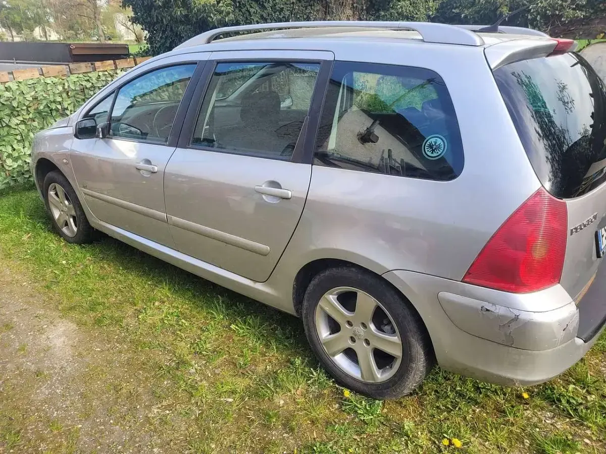Gebraucht Peugeot 307 109 PS (80 kW) 2005 Silber Kombi