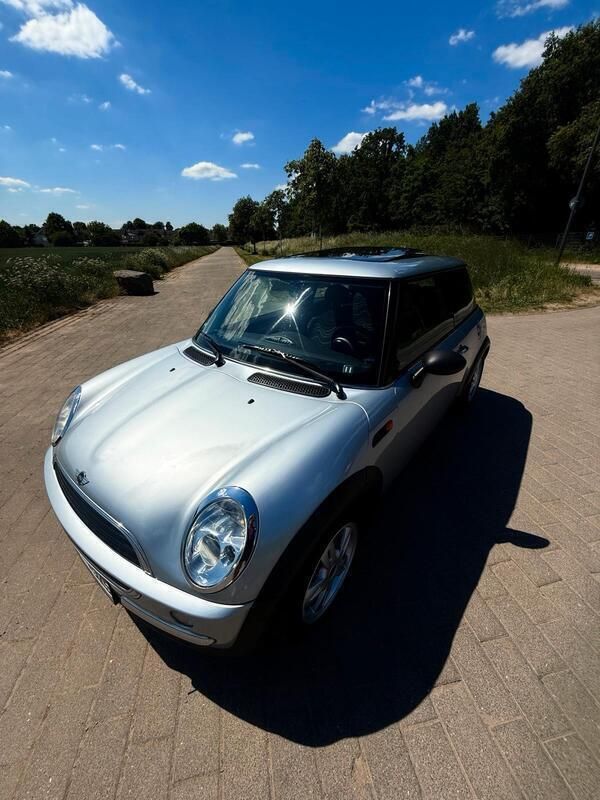 Grau Gebraucht 2001 Mini ONE Kleinwagen | 2.000 € (Fairer Preis) - Bild 1/4