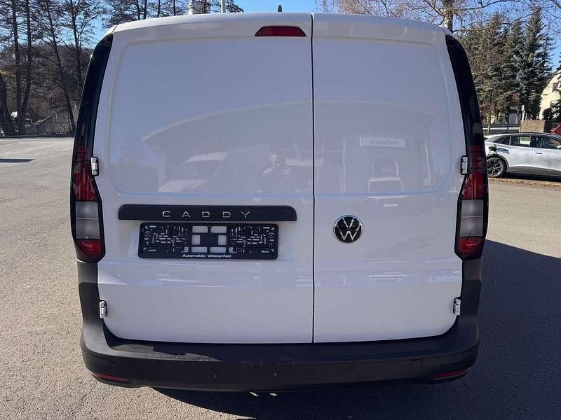 Gebraucht VW Caddy Basis 102 PS (75 kW) 2022 Candyweiß Van / Kleinbus