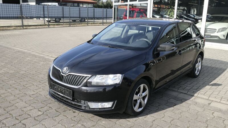 Schwarz Gebraucht 2015 Skoda Rapid Cool Edition Limousine | 5.490 € (Fairer Preis) - Bild 1/4