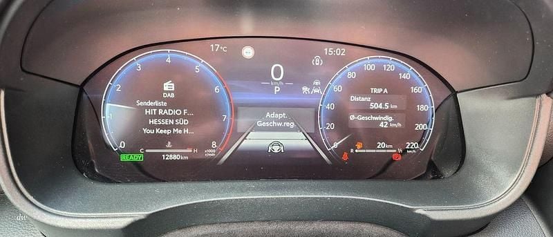 Gebraucht Toyota Yaris Hybrid Style 131 PS (96 kW) 2024 Braun Limousine