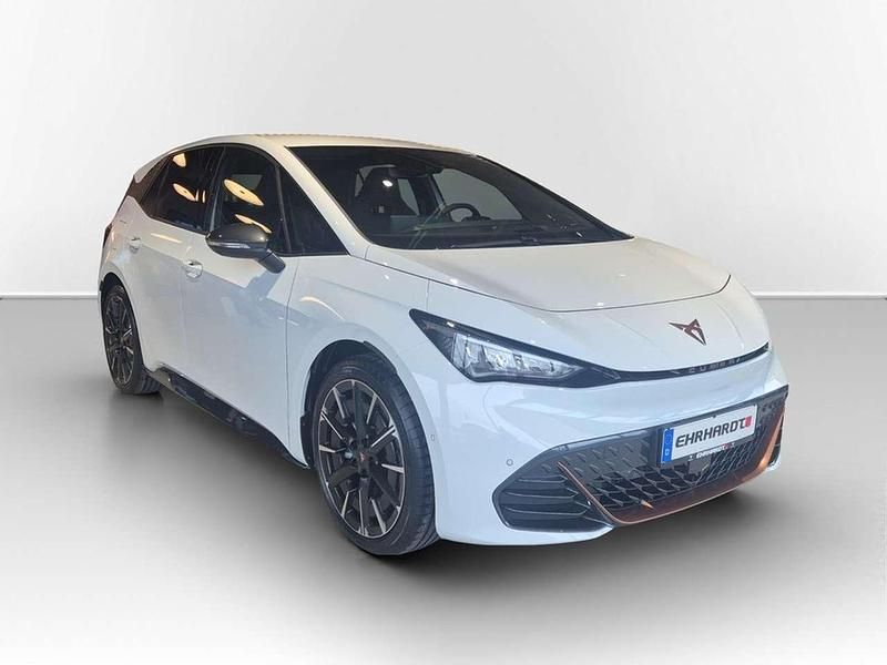 Neu Cupra Born 169 kW (231 PS) 2026 Glacial weiß metallic Kleinwagen