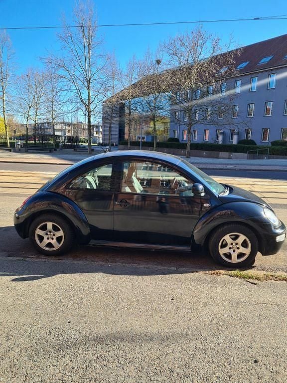 Gebraucht VW New Beetle 116 PS (85 kW) 2000 Schwarz Kleinwagen