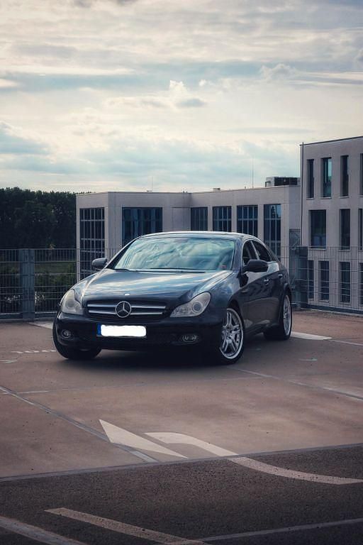 Schwarz Gebraucht 2008 Mercedes CLS350 Coupé | 11.000 € (Fairer Preis) - Bild 1/4