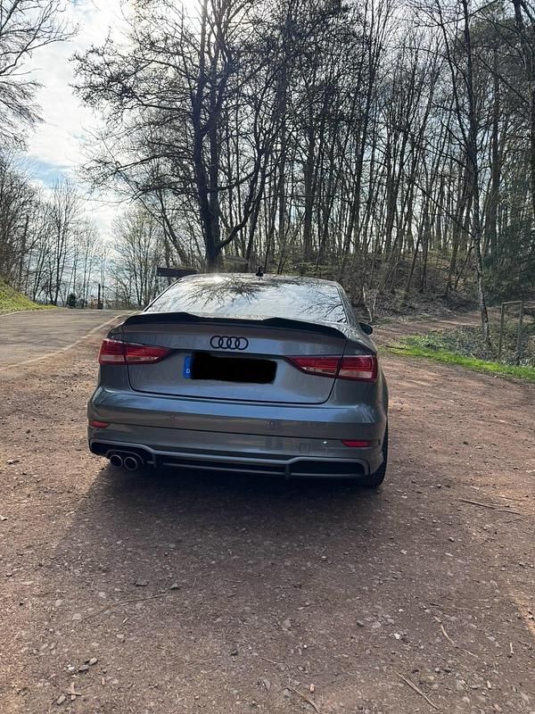 Gebraucht Audi A3 S-Line 150 PS (110 kW) 2020 Grau Limousine