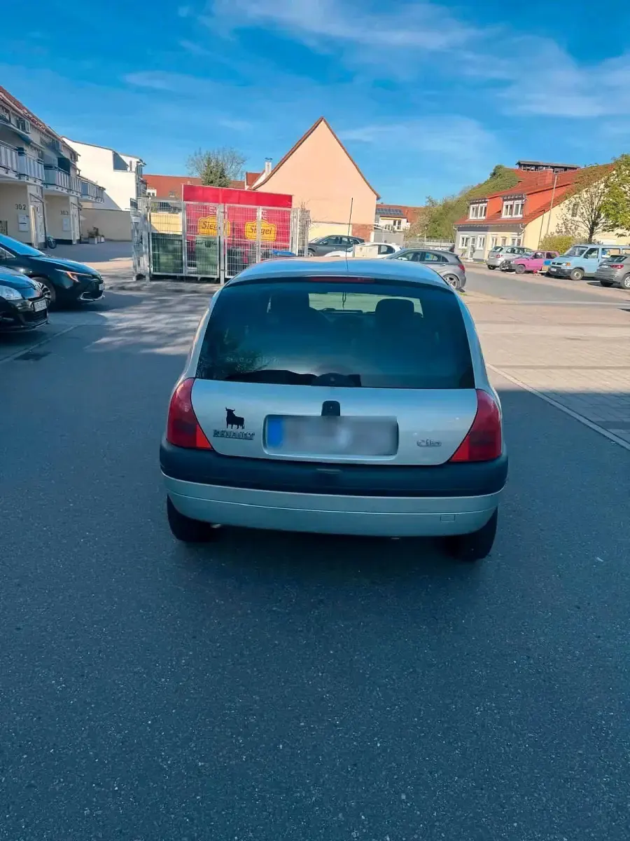 Gebraucht Renault Clio II 75 PS (55 kW) 1999 Blau Kleinwagen