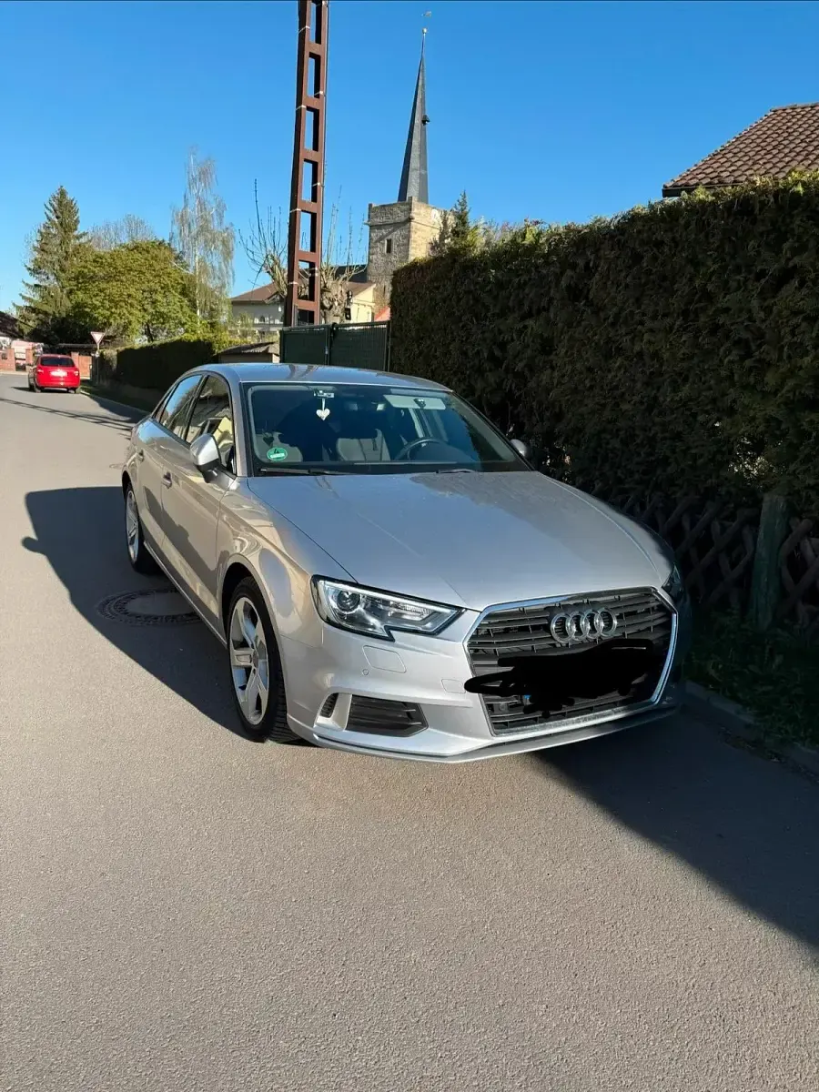 Usata Audi A3 116 CV (85 kW) 2018 Argento Berlina