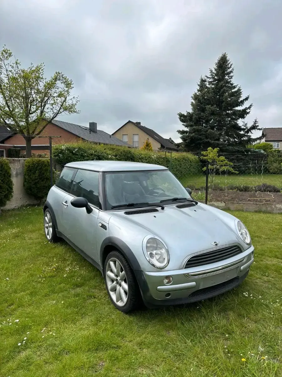 Brugt Mini Cooper 90 HK (66 kW) 2002 Sølv Hatchback