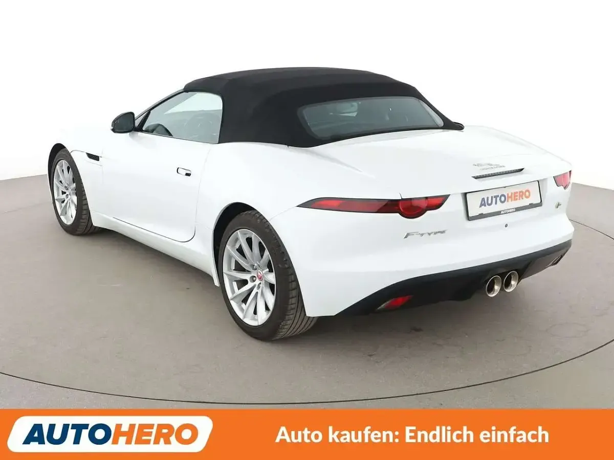 Gebraucht Jaguar F-Type 340 PS (250 kW) 2019 Fuji/polaris white Cabrio