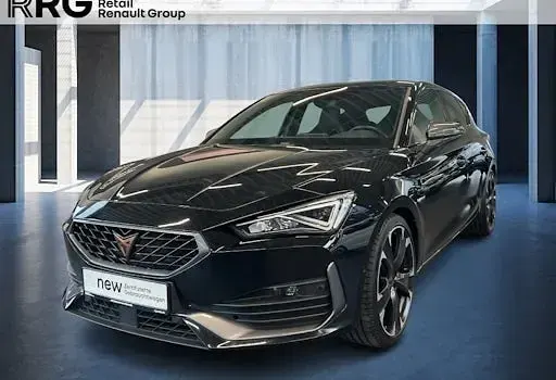 Używany Cupra Leon VZ 300 KM (220 kW) 2021 Czarny Sedan/Limuzyna