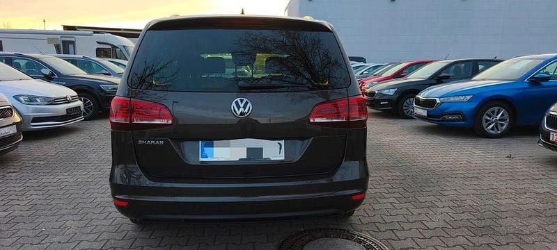 Gebraucht VW Sharan Join 150 PS (110 kW) 2019 Braun Van / Kleinbus