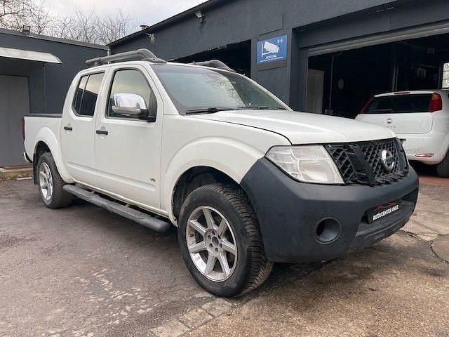 Gebraucht Nissan Navara 231 PS (169 kW) 2011 Weiß Abholung