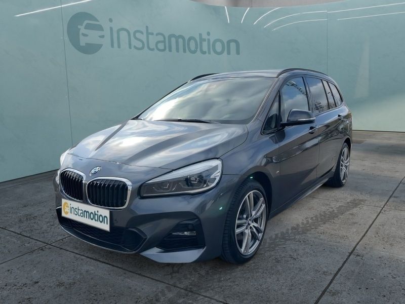 Gebraucht BMW 218 Gran Tourer M Sport 140 PS (102 kW) 2023 Schwarz Van / Kleinbus