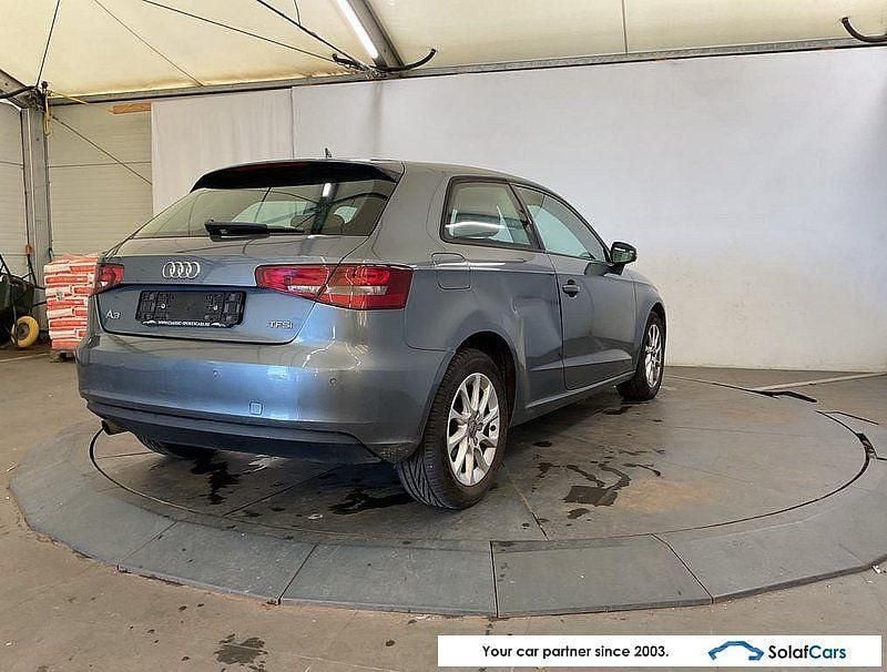 Gebraucht Audi A3 110 PS (80 kW) 2014 Grau Limousine