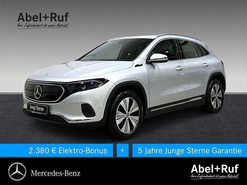 Gebraucht Mercedes EQA250 Progressive 139 kW (190 PS) 2022 Silber SUV