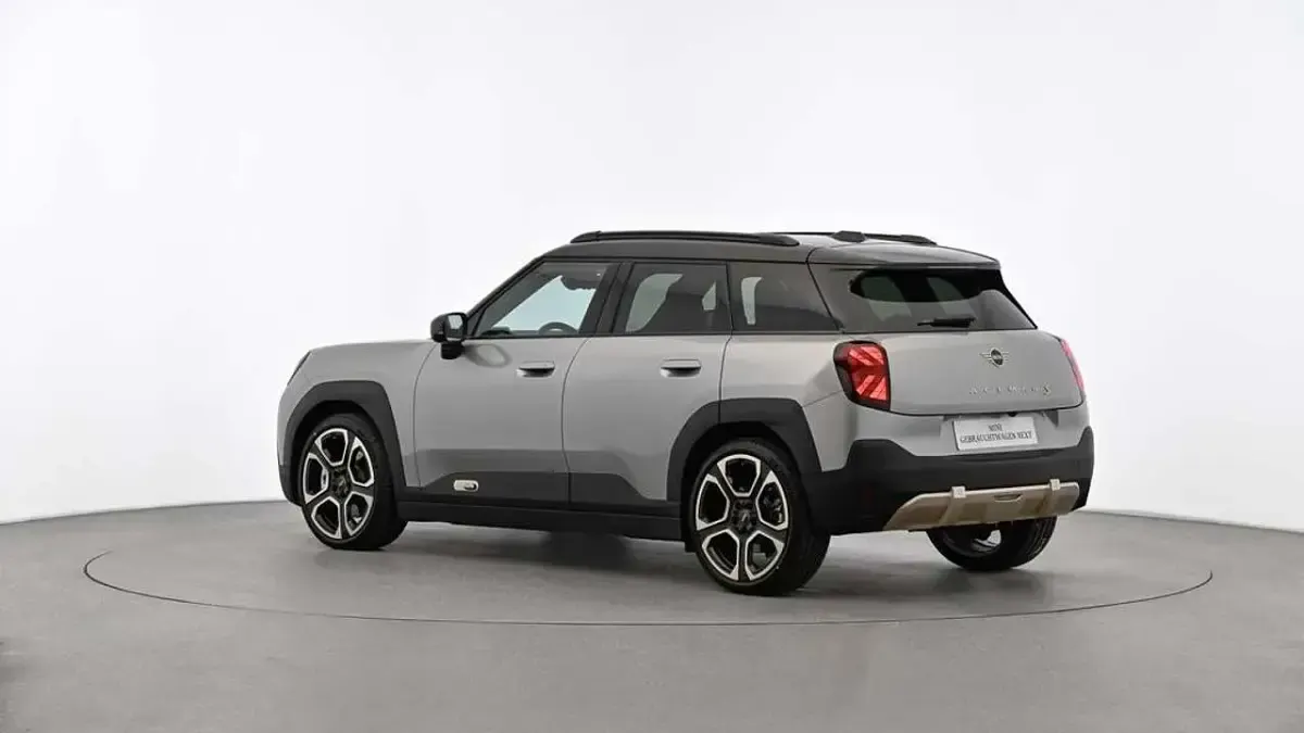 Gebraucht Mini Aceman Favoured 160 kW (218 PS) 2024 Grau SUV