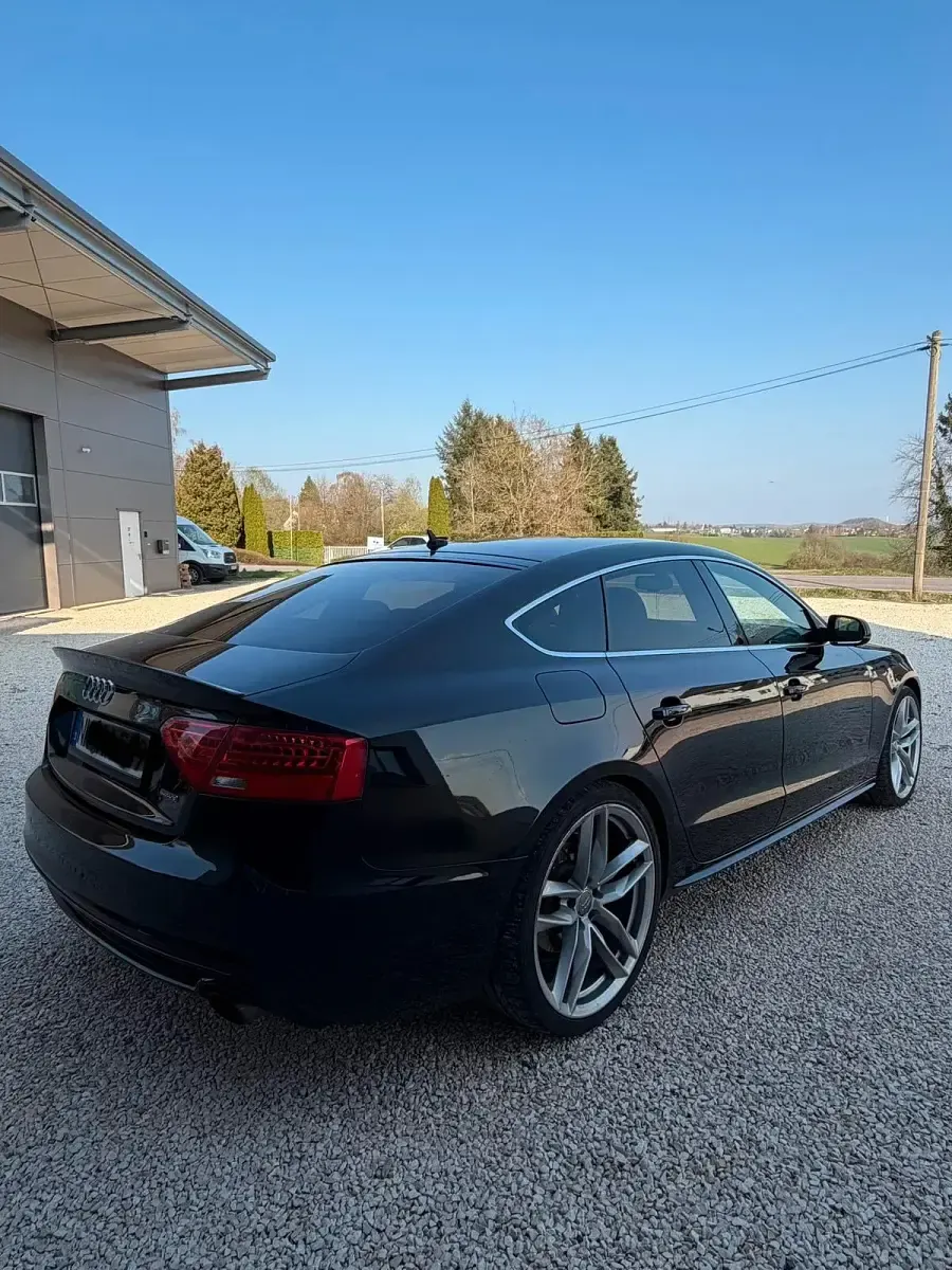 Gebraucht Audi A5 Sportback Comfort 245 PS (180 kW) 2015 Schwarz Kleinwagen