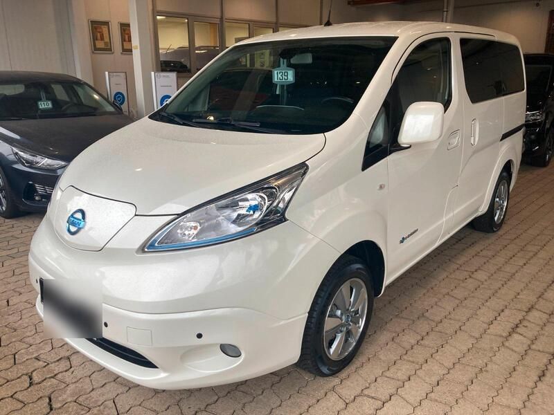 Weiß Gebraucht 2020 Nissan e-NV200 Van | 22.150 € - Bild 1/4