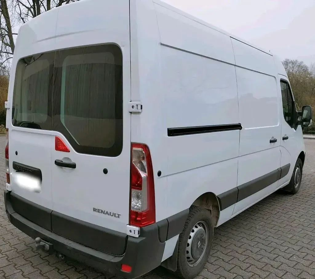 Gebraucht Renault Master 150 PS (110 kW) 2013 Weiß Limousine