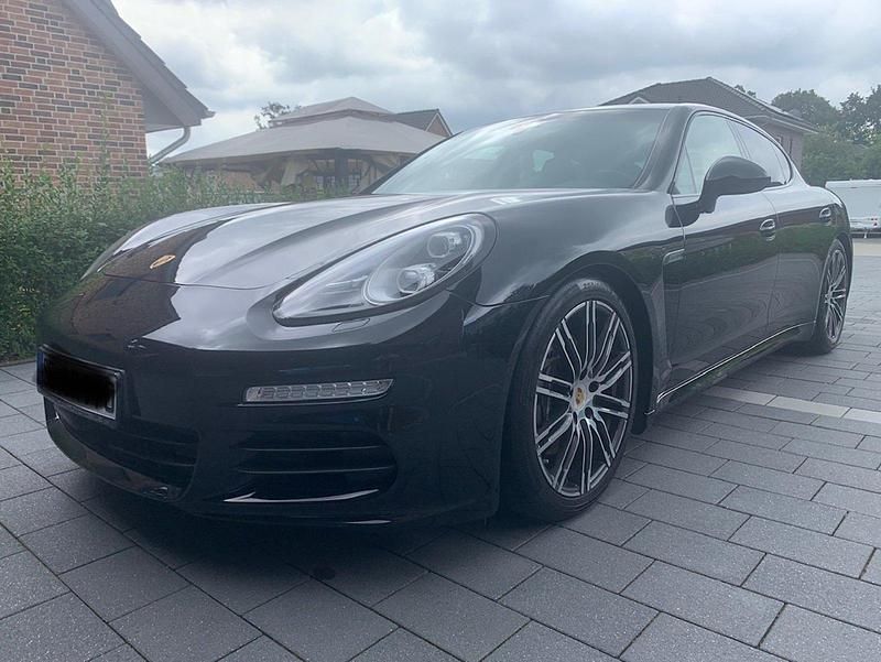 Gebraucht Porsche Panamera Edition 300 PS (220 kW) 2015 Schwarz Kleinwagen