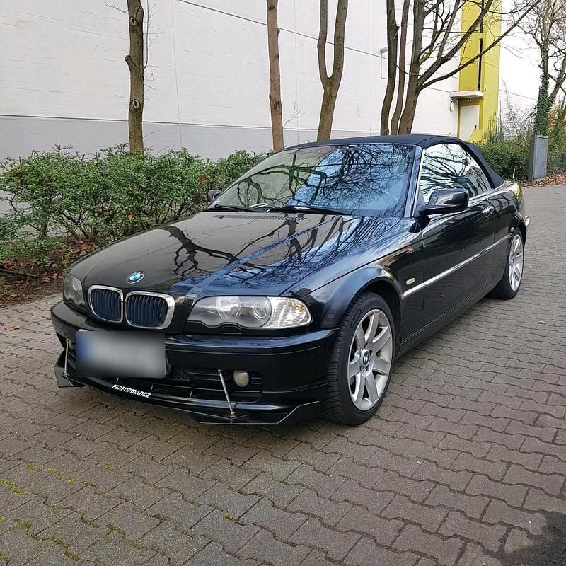 Gebraucht BMW 318 Cabriolet 143 PS (105 kW) 2002 Schwarz Cabrio