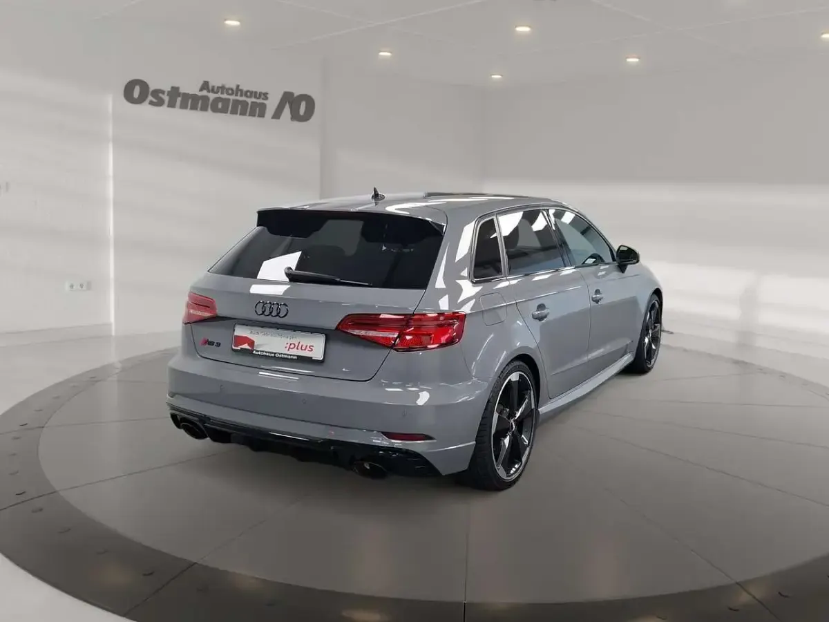 Gebraucht Audi RS3 400 PS (294 kW) 2019 Grau Limousine