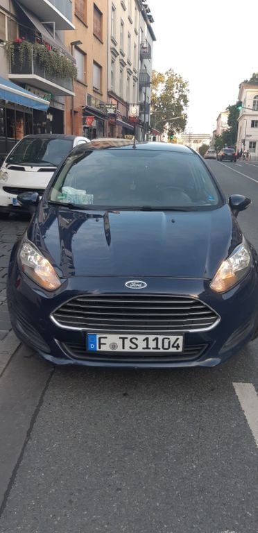 Blau Gebraucht 2013 Ford Fiesta SYNC Edition Kleinwagen | 3.300 € (Fairer Preis) - Bild 1/4