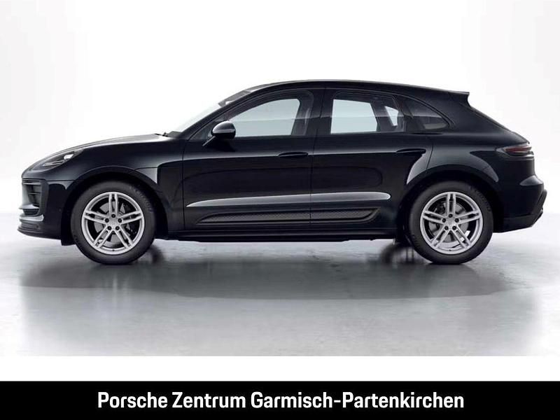 Używany Porsche Macan 265 KM (194 kW) 2023 Czarny SUV