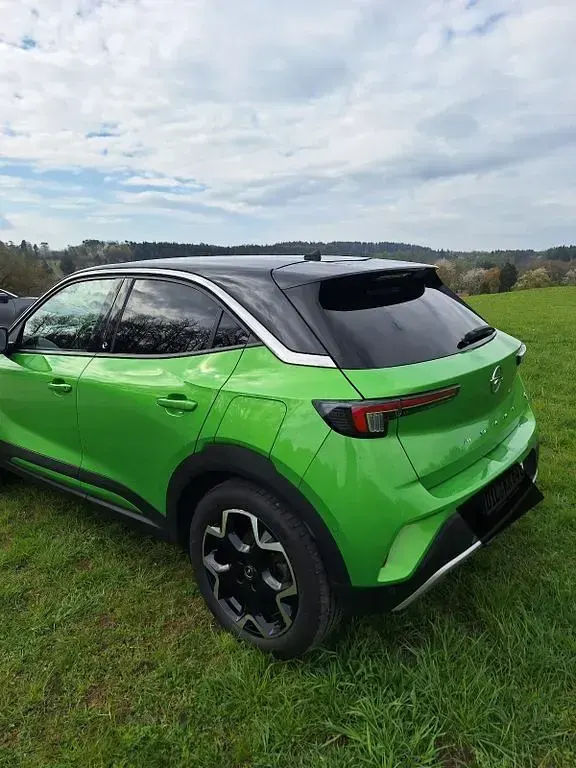 Gebraucht Opel Mokka-e Ultimate 100 kW (136 PS) 2021 Grün SUV