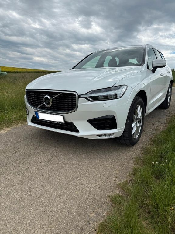 Weiß Gebraucht 2018 Volvo XC60 R-Design SUV | 26.000 € (Fairer Preis) - Bild 1/4